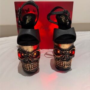 listing-status-banner